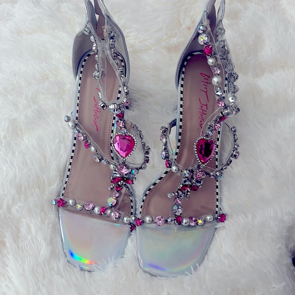 Betsy Johnson Astridd sandals